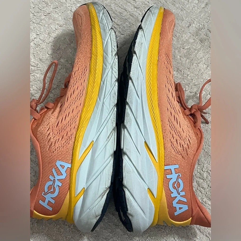 Hoka Clifton 8 Running Shoes - Picture 2 of 8